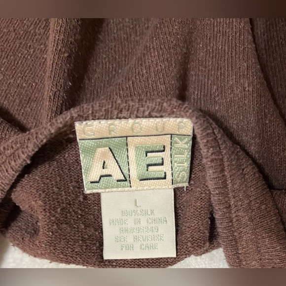 Group A & E Women's Silk Short-Sleeve Blouse Top PTP 22 Length STH 23 - Picture 3 of 3